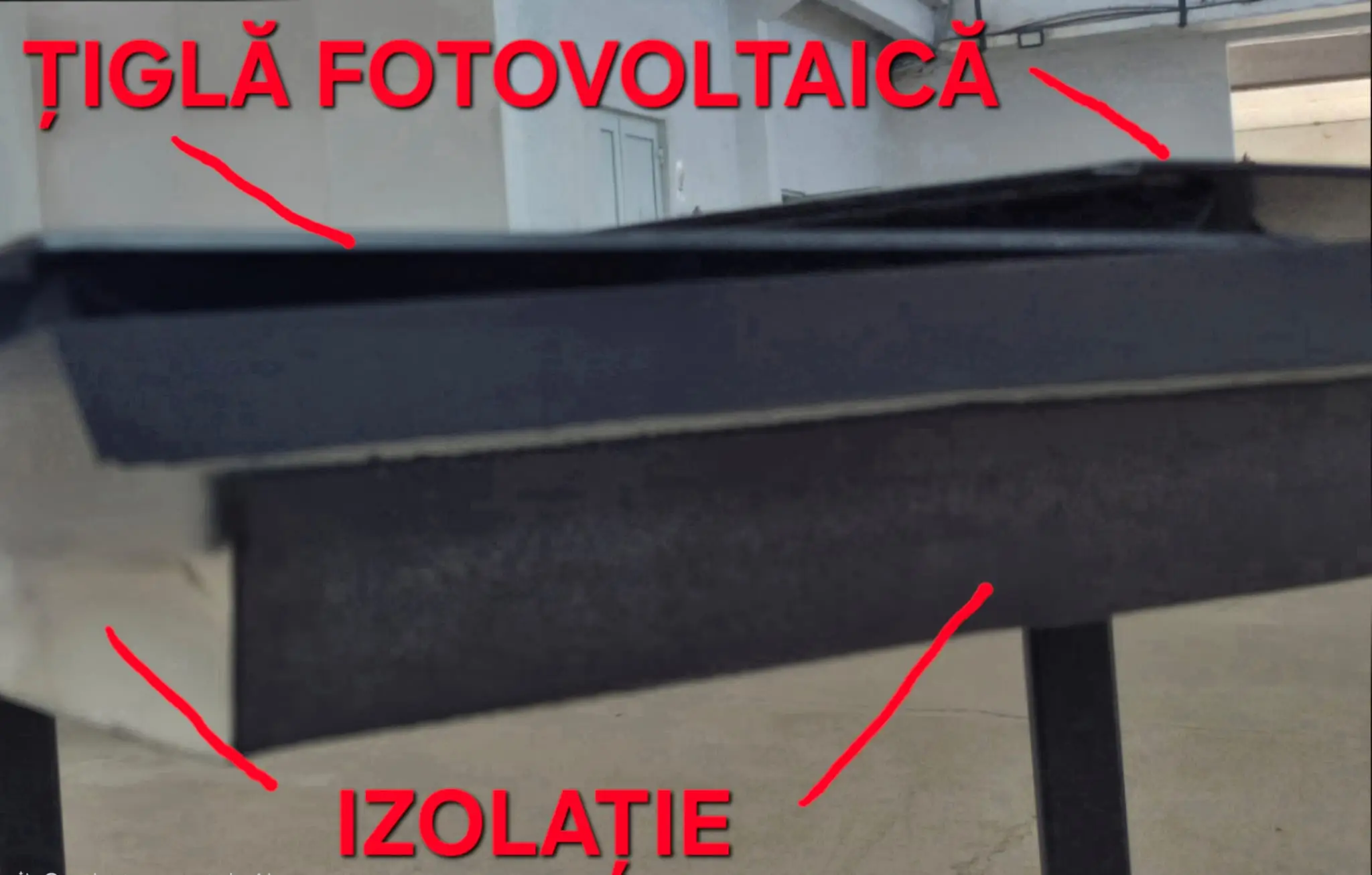 Țiglă fotovoltaică izolată Termocasa