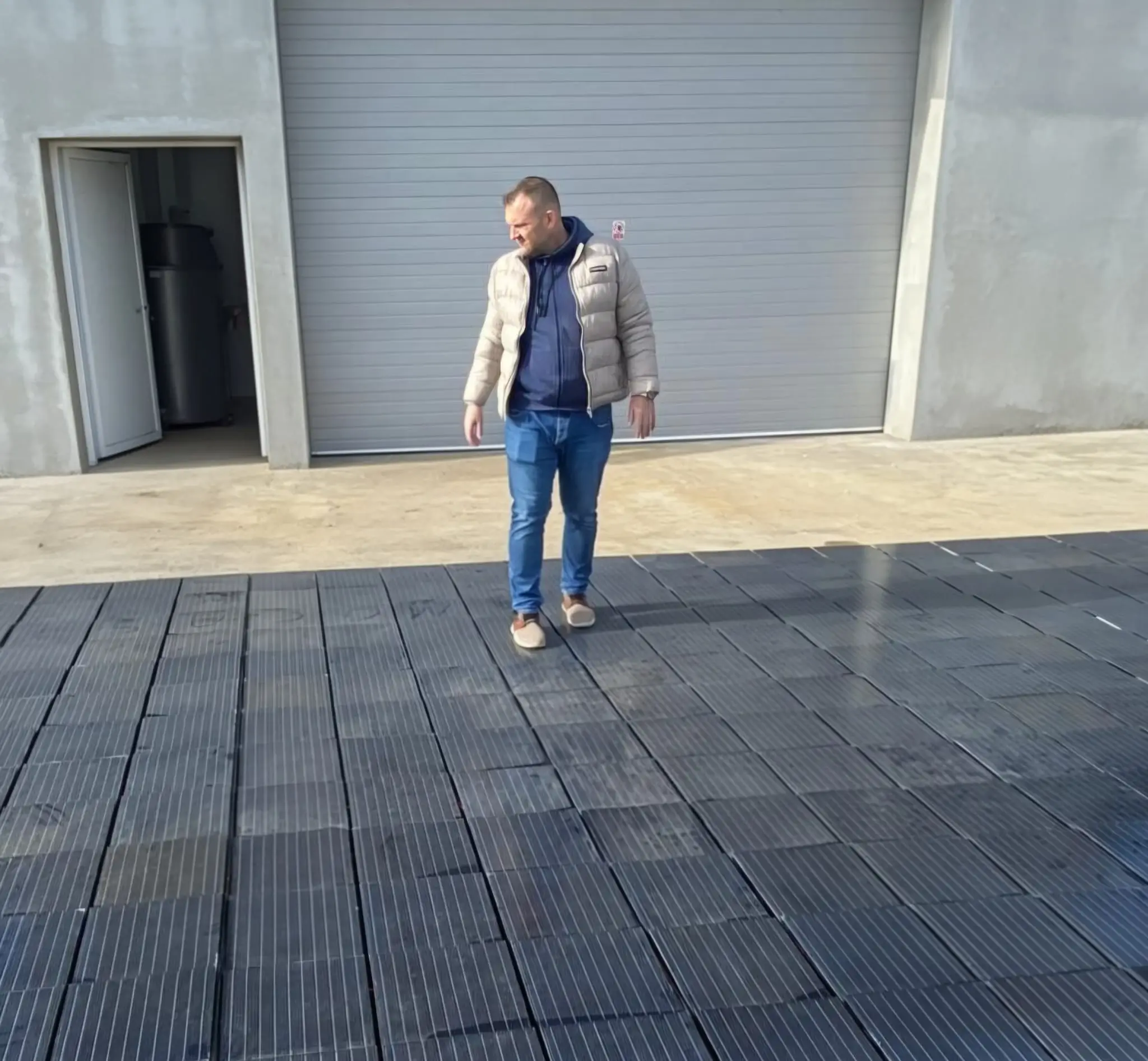Țiglă fotovoltaică izolată Termocasa