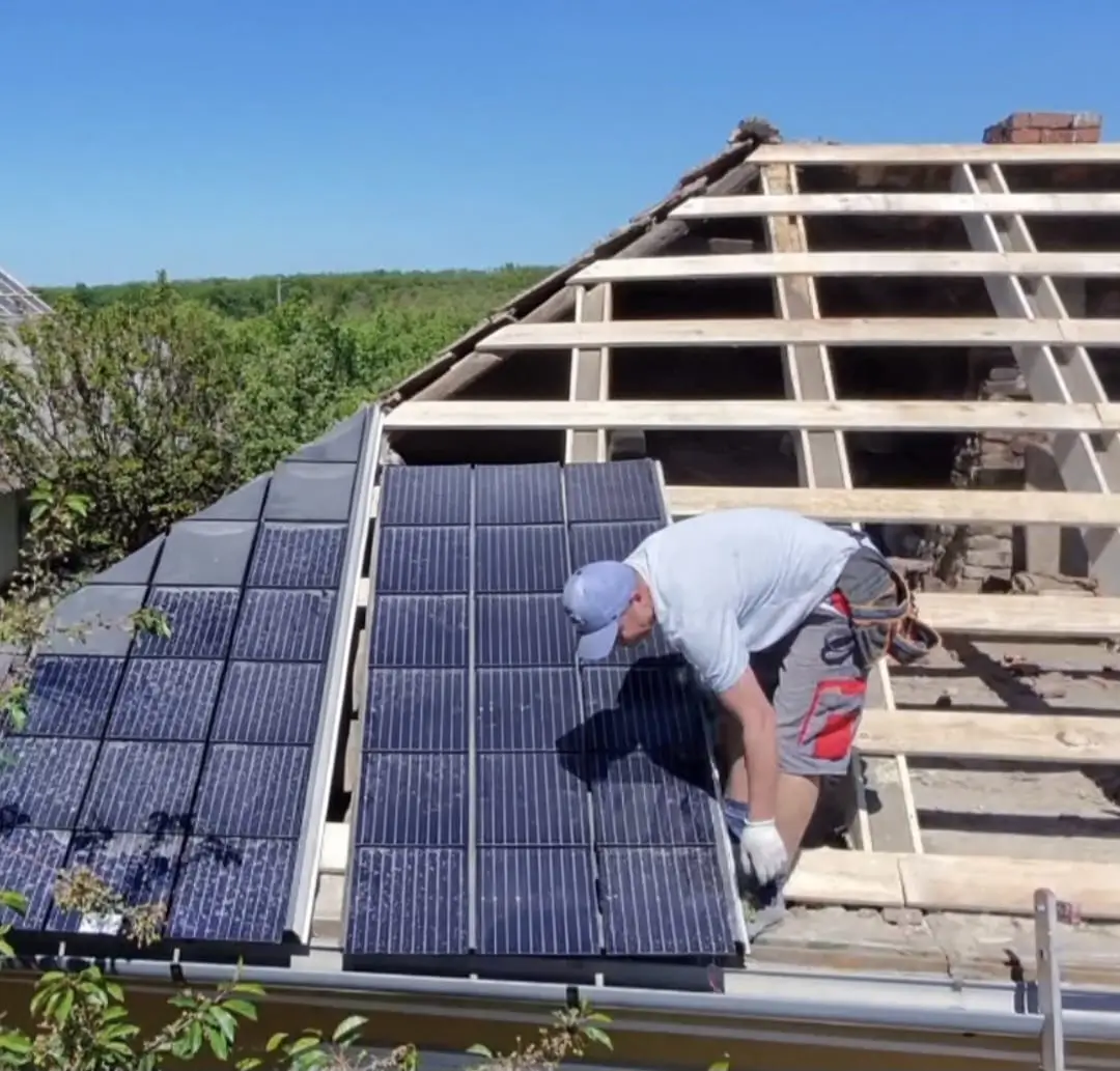 Țiglă fotovoltaică izolată Termocasa